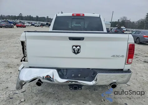 2016 Ram 1500 Laramie z USA, uszkodzony, nr VIN 1C6RR7NT2GS131798